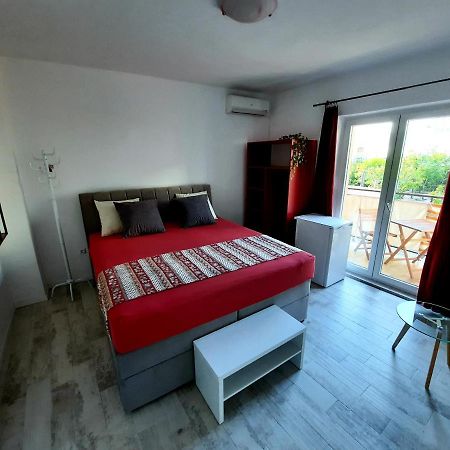 Apartments Zoro Primošten Esterno foto