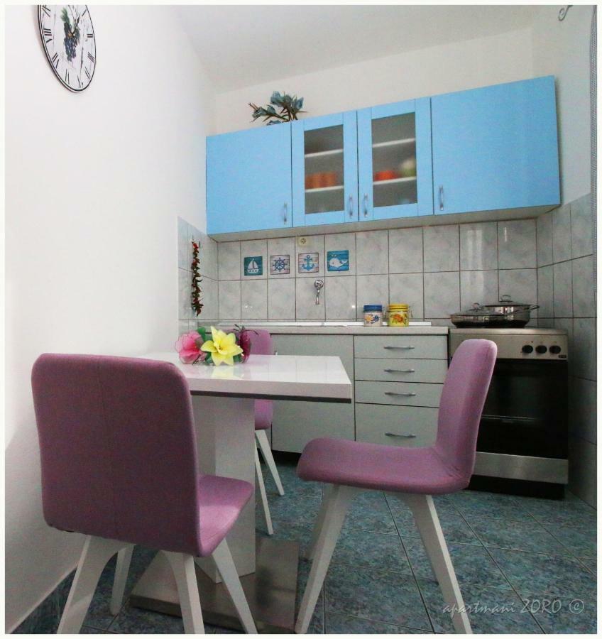 Apartments Zoro Primošten Esterno foto